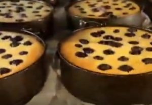 Bonfire Bread Berry Cheesecake
